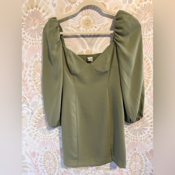 Aritzia Wilfred Novella Dress - Picture 4 of 10